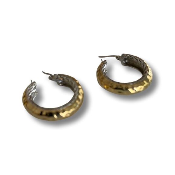 Large Textured Hoop Earrings in Gold and Silver - NWT - Picture 5 of 8